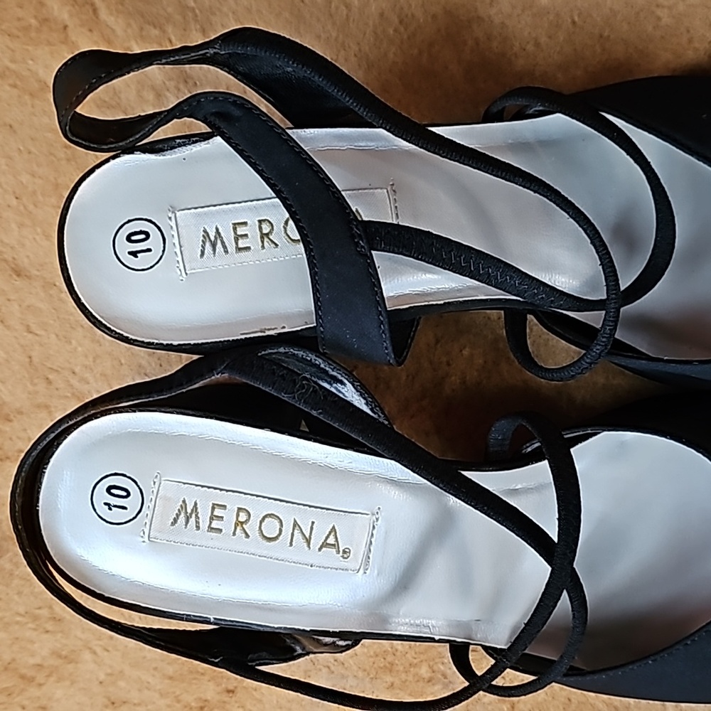 Shoes - Picture 6 of 16